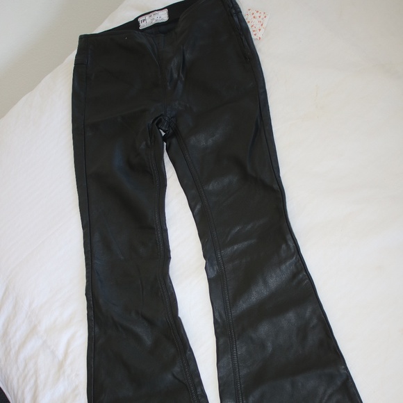 NEW!! FREE PEOPLE VEGAN LEATHER PANTS! - Picture 6 of 6